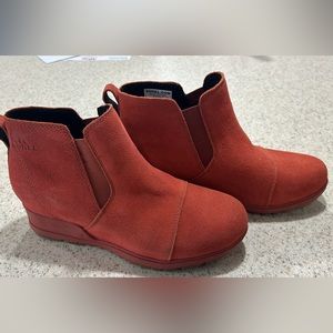 Sorel Evie Pull On Booties